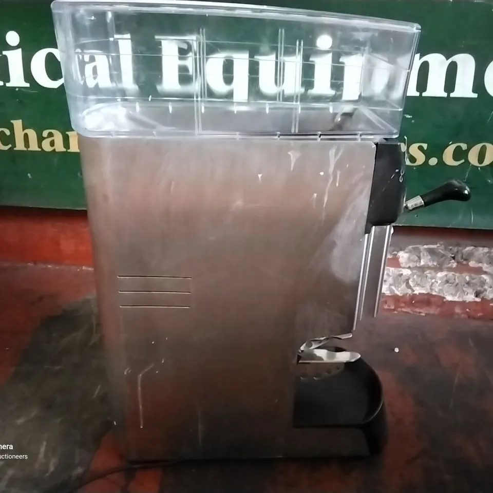 EUREKA MYTHOS EURGND MANUAL COFFEE GRINDER