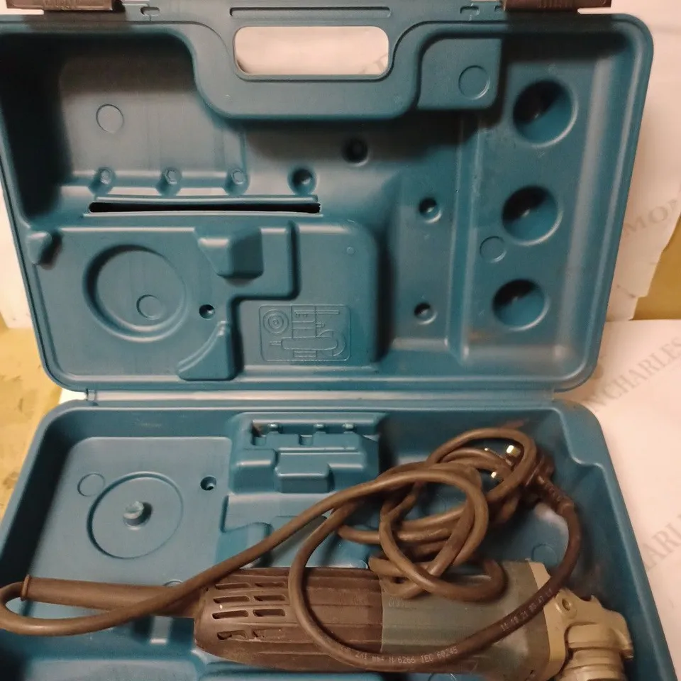 MAKITA GA4530R ANGLE GRINDER 