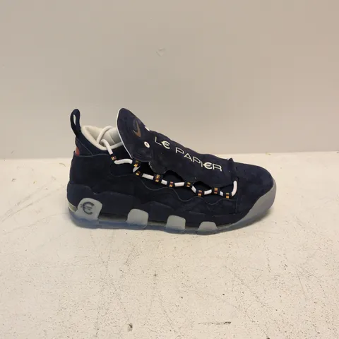 NIKE NAVY SUEDE SNEAKERS WITH LE PAPIER BRANDING – CHUNKY SOLE (UK 9)