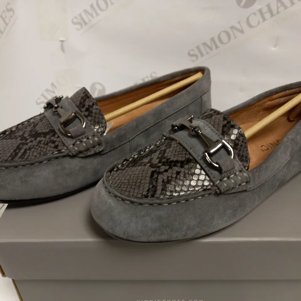 BRAND NEW VIONIC HONOR DAYNA LOAFERS GREY UK SIZE 5