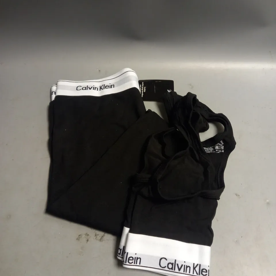 BOXED CALVIN KLEIN LADIES CROP TOP AND LEGGINGS SET BLACK SMALL