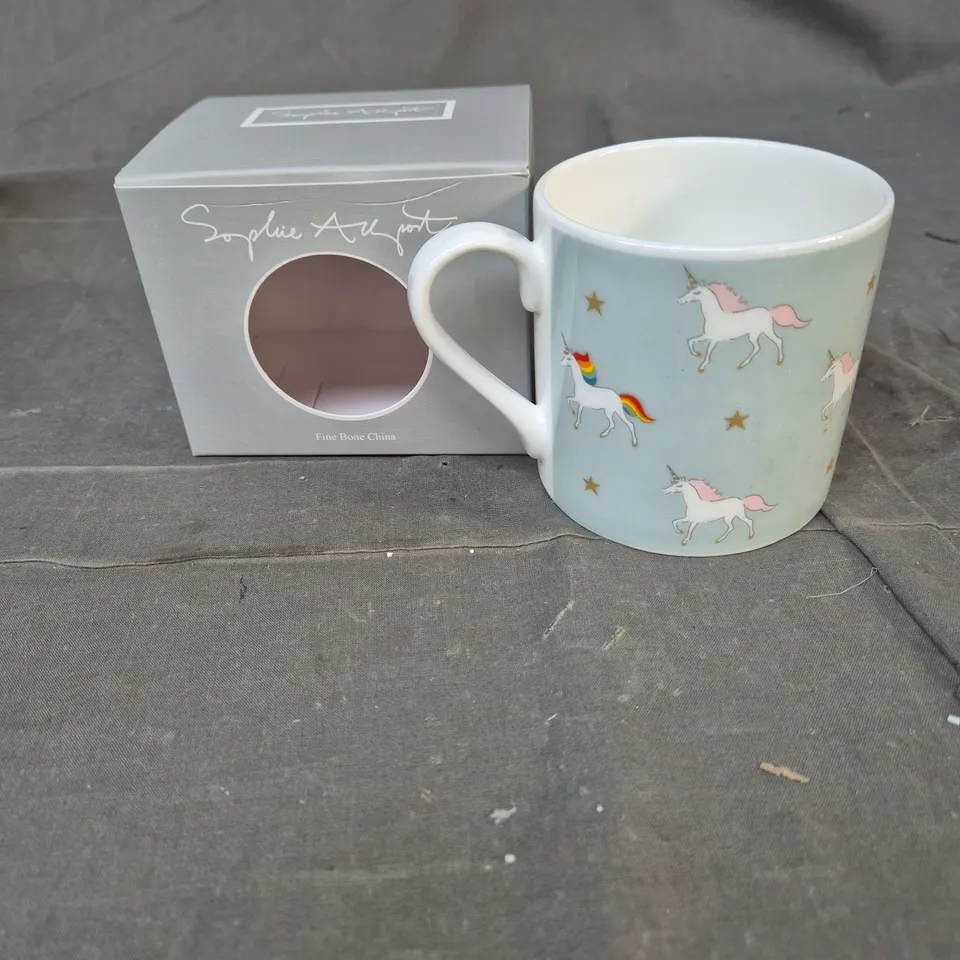 SOPHIE ALLPORT UNICORNS FINE BONE CHINA MUG – PASTEL BLUE