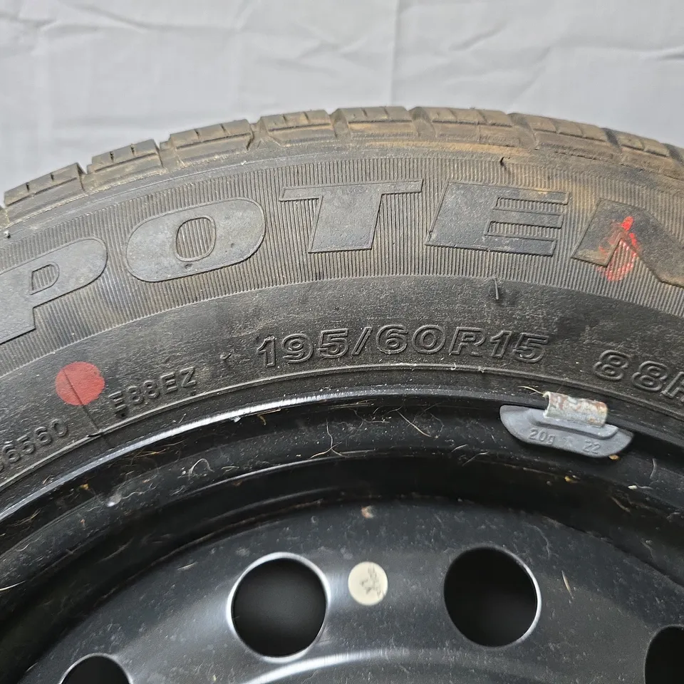 BRIDGESTONE POTENZA 195/60R15 TYRE ON STEEL WHEEL