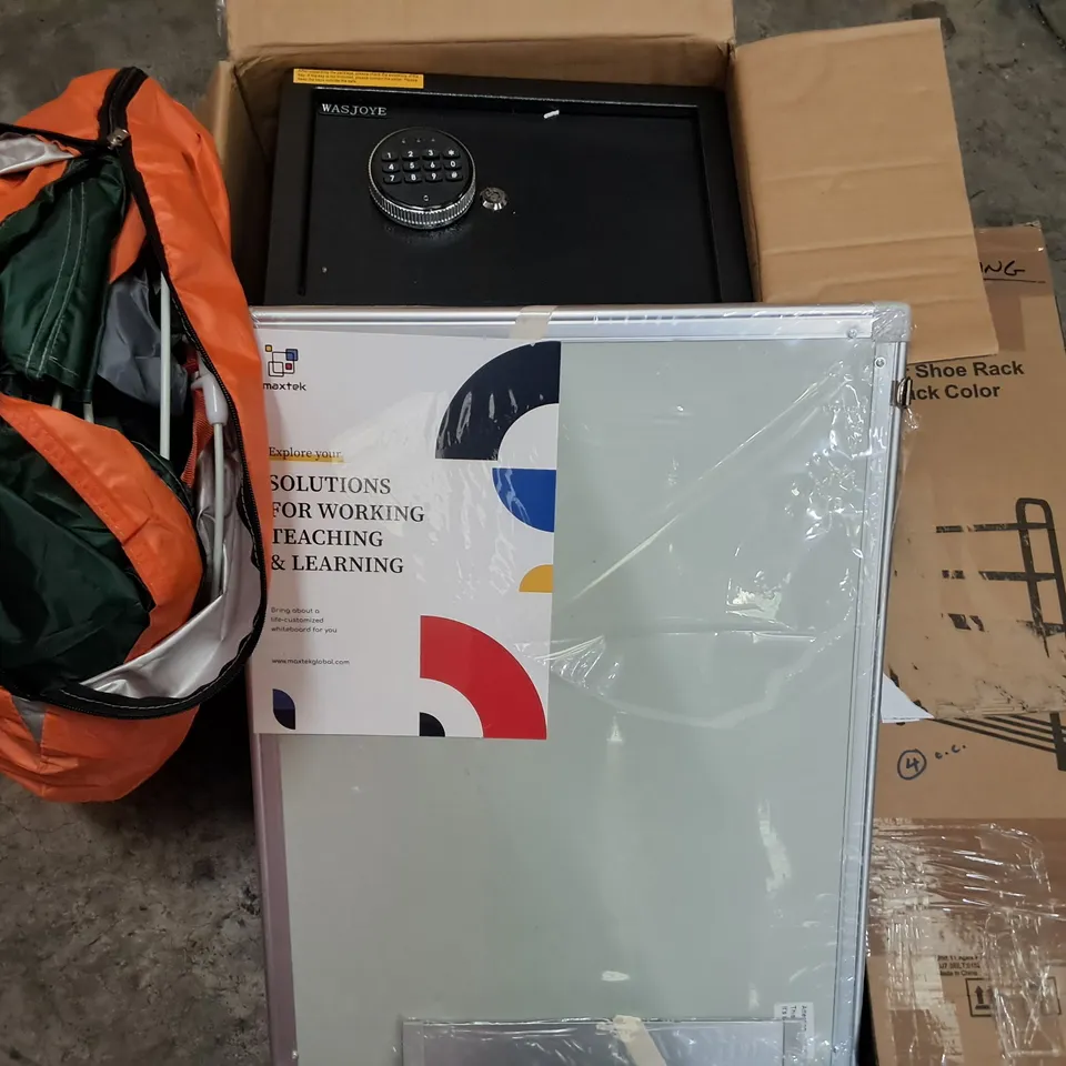PALLET OF ASSORTED HOUSEHOLD ITEMS TO INCLUDE FULL LENGTH MIRROR, STEAM CLEANER AND TRAMPOLINE WITH HAND BAR