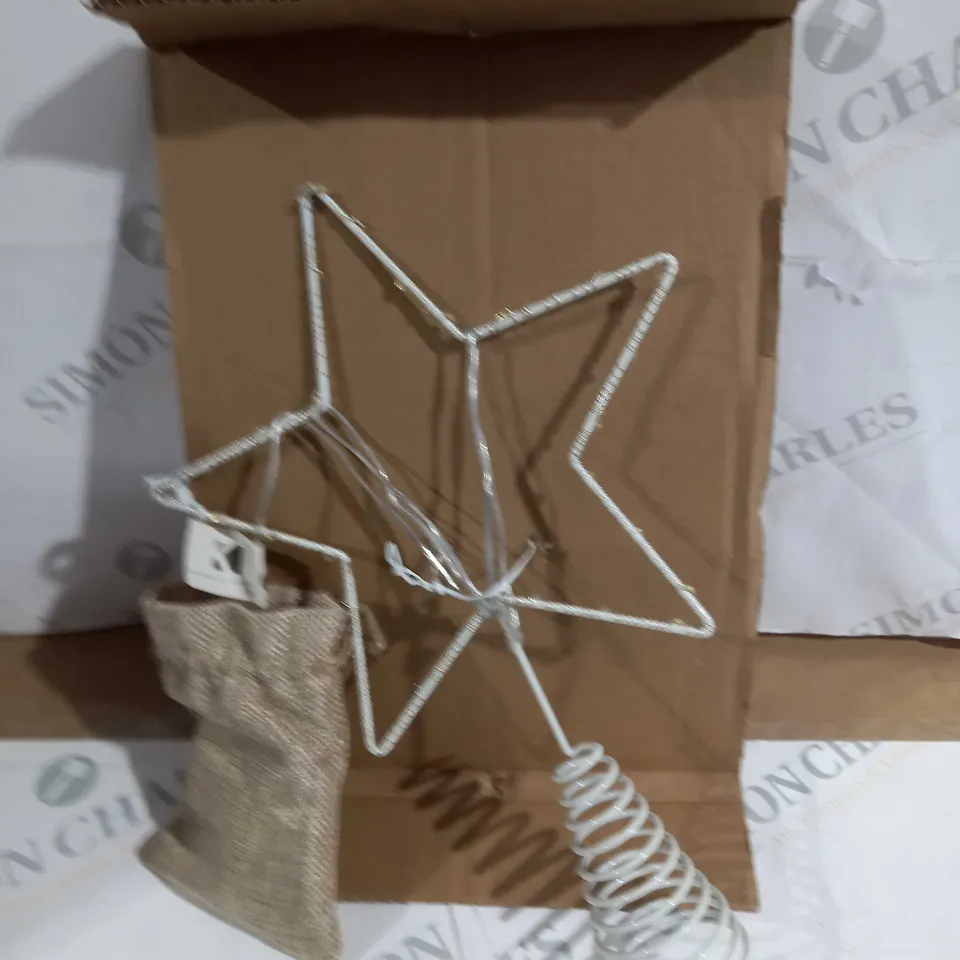 KELLY HOPPEN LIGHT UP TREE TOPPER
