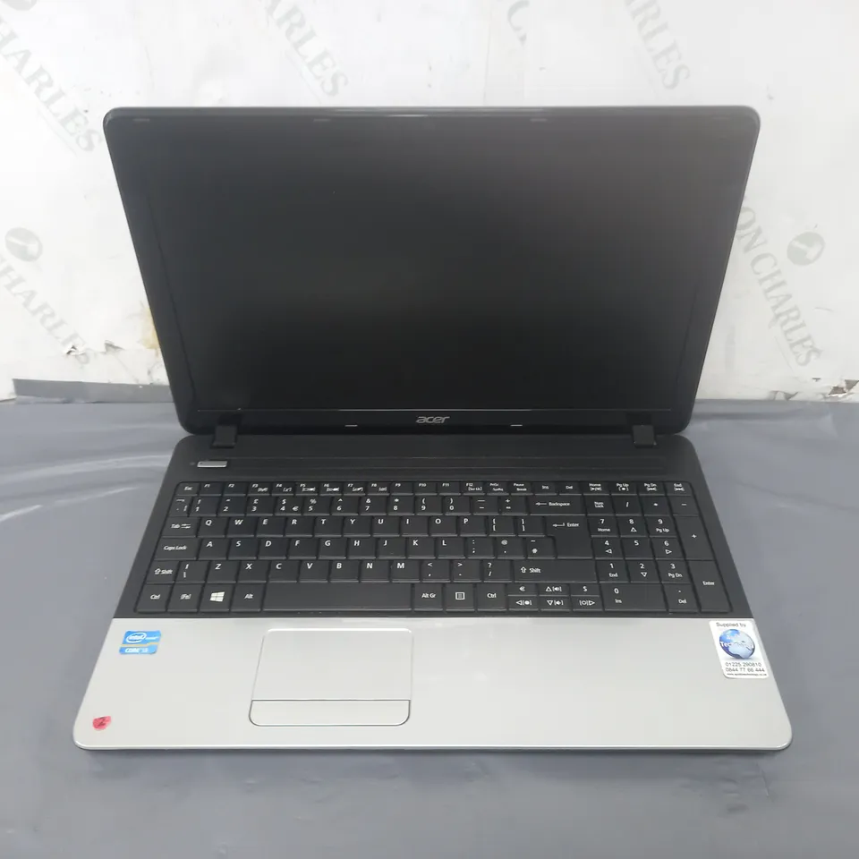 ACER TRAVELMATE P253	15 INCH	I3-3110M 2.40GHZ