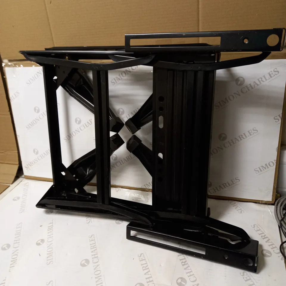 BLACK+DECKER WORKMATE WORK BENCH TOOL STAND