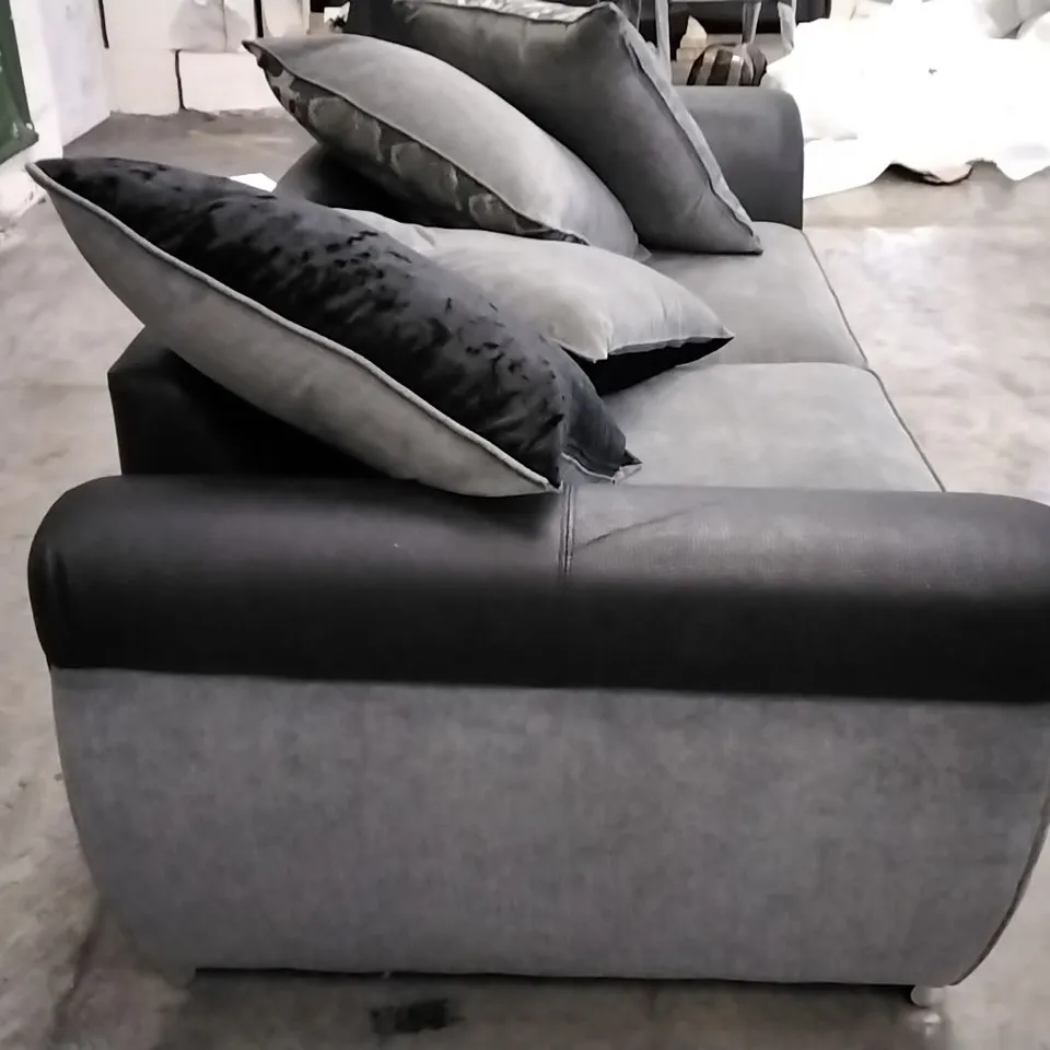 QUALITY BRITISH DESIGNER HILTON SOFABED - BLACK/CHARCOAL 