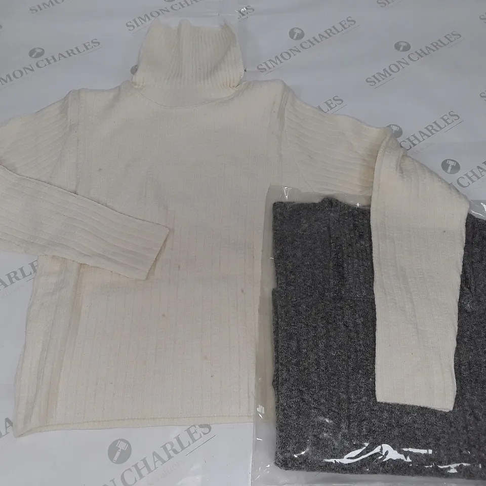 LOT OF APPROXIMATELY 20 ASSORTED HIGH NECK JUMPERS - SIZE UNSPECIFIED 