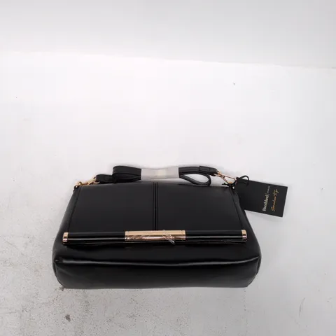 RIVER ISLAND STUDIOS BLACK CROSSBODY HANDBAG – 'SOMEWHERE TO GO' (TAG ATTACHED)