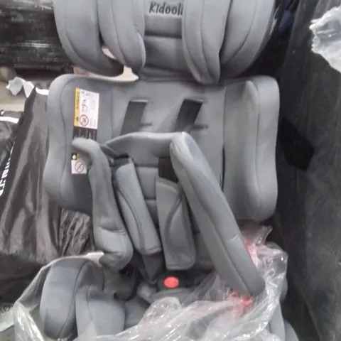 KIDOOLA CHILDREN'S CAR SEAT 