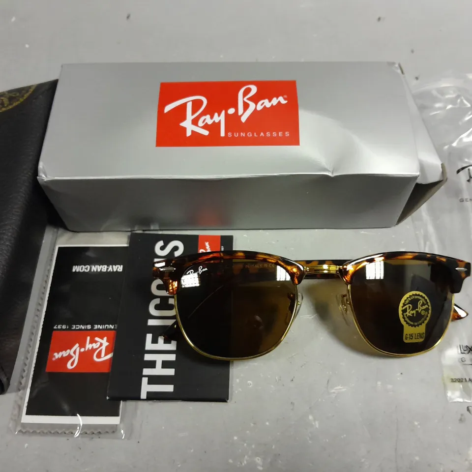 RAY BAN GLASSES WITH G-15 LENSES AND PATTERNED BROWN FRAME IN CASE 