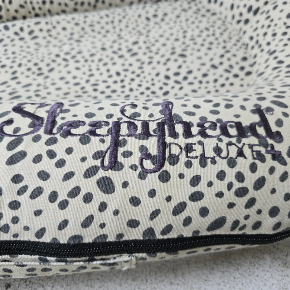 SLEEPYHEAD DELUXE PET BED 