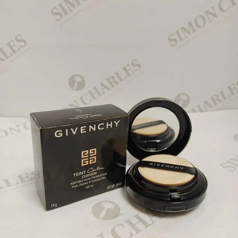 APPROXIMATELY 10 X GIVENCHY TEINT COUTURE PORTABLE FLUID FOUNDATION - #3 FRESH SAND