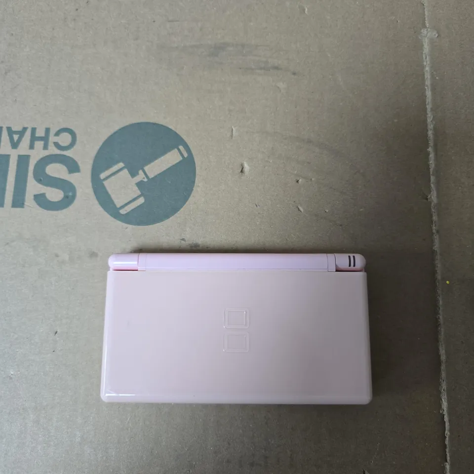 NINTENDO DS LITE PINK HANDHELD CONSOLE (WITH STYLUS)