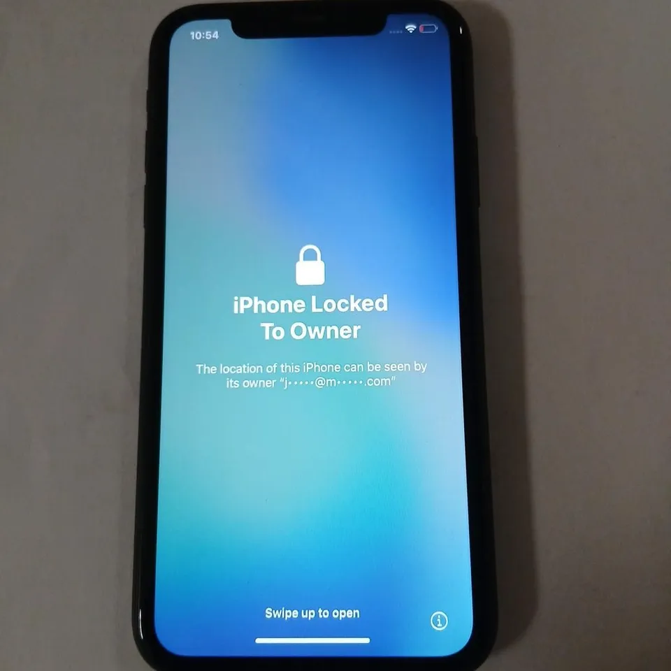 APPLE IPHONE 11 64GB BLACK – LOCKED TO OWNER (ACTIVATION LOCK) – BOXED