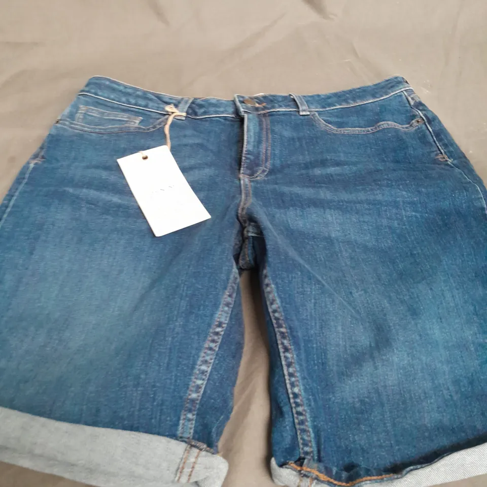 FAT FACE DENIM WOMENS SHORTS - SIZE 14