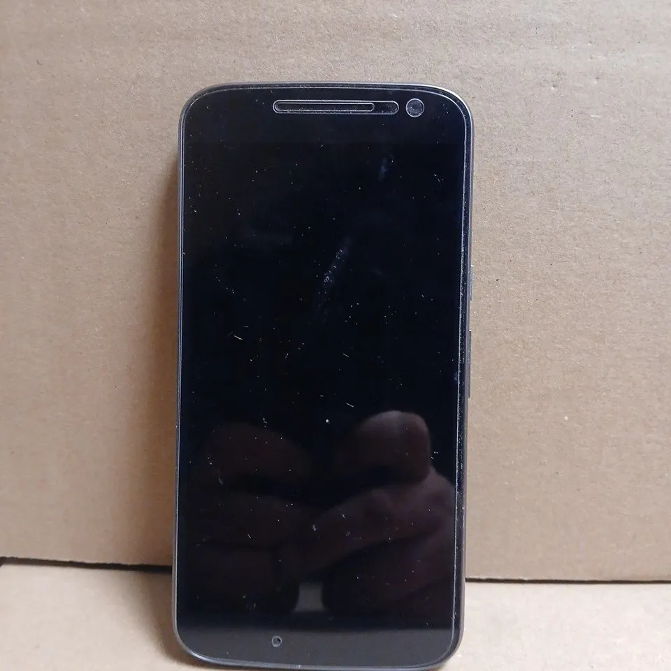 MOTOROLA SMARTPHONE – BLACK 