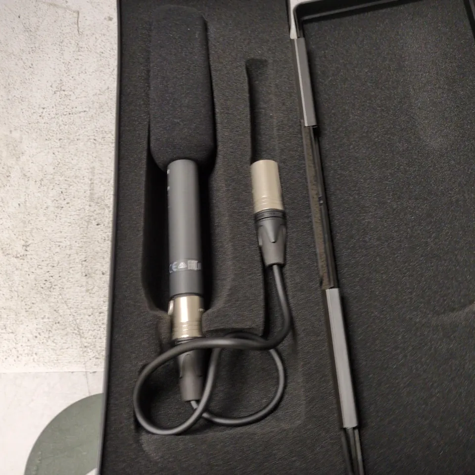 SENNHEISER MICROPHONE WITH HARD CASE
