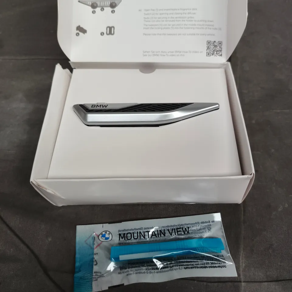 BMW NATURAL AIR CAR AIR FRESHENER STARTER KIT – MOUNTAIN VIEW 