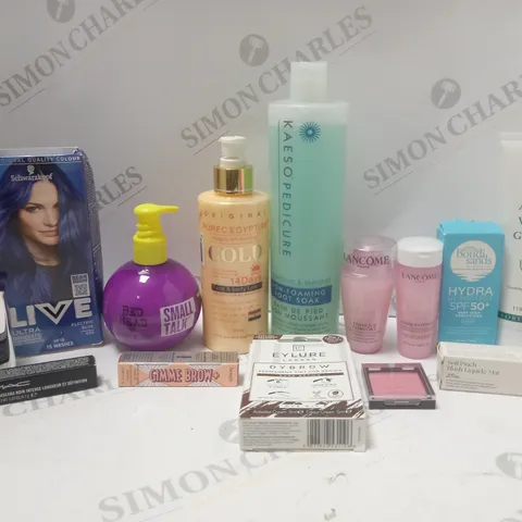 BOX OF APPROX 12 ASSORTED BEAUTY PRODUCTS TO INCLUDE LANCOME COMFORTING TONER, BONDI SANDS FACE FLUID, EYLURE DYBROW #DARK BROWN, ETC