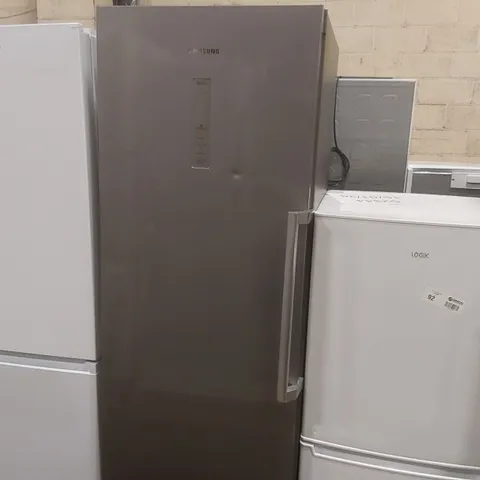 SAMSUNG RZ32M7120SA TALL FREEZER - METAL GRAPHITE