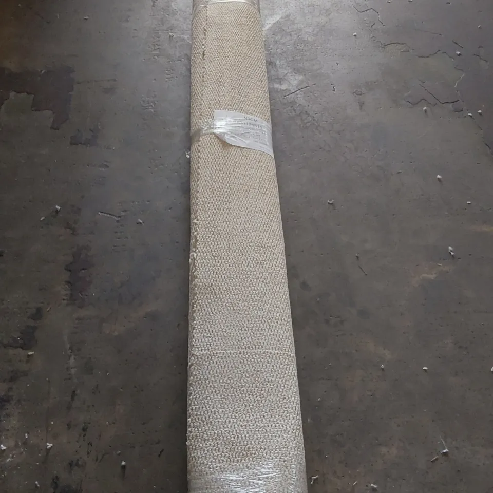 ROLL OF QUALITY ABINGDON CHIC CABLE LOOP CARPET - APPROXIMATELY 2 x 4m