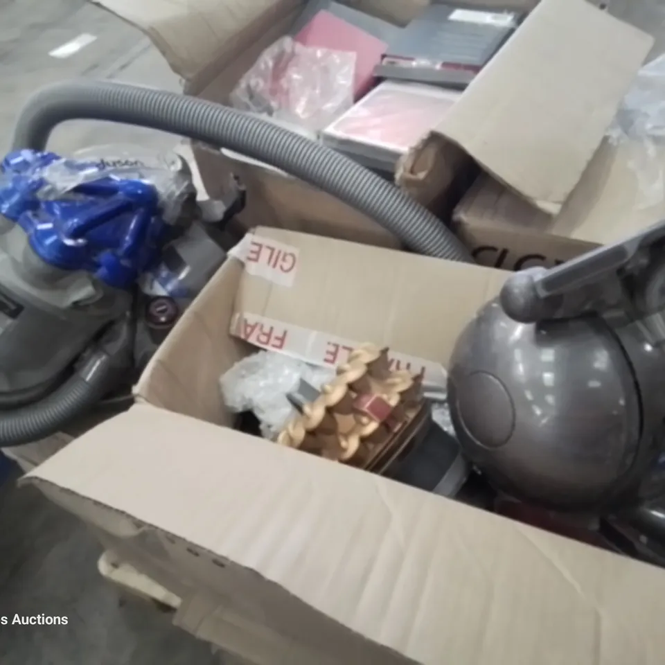 PALLET OF ASSORTED PRODUCTS, INCLUDING, DYSON VACUUM CLEANERS, DYSON VACUUM CLEANER PARTS, NOOK PROTECTIVE COVERS. KEYRING TORCHES, LIGHT FITTINGS. 