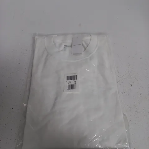 BAGGED ABERCROMBIE AND FITCH WHITE CREW NECK T-SHIRT – XL