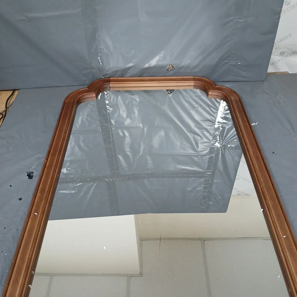 ANTIQUE STYLE WALL MIRROR - COLLECTION ONLY