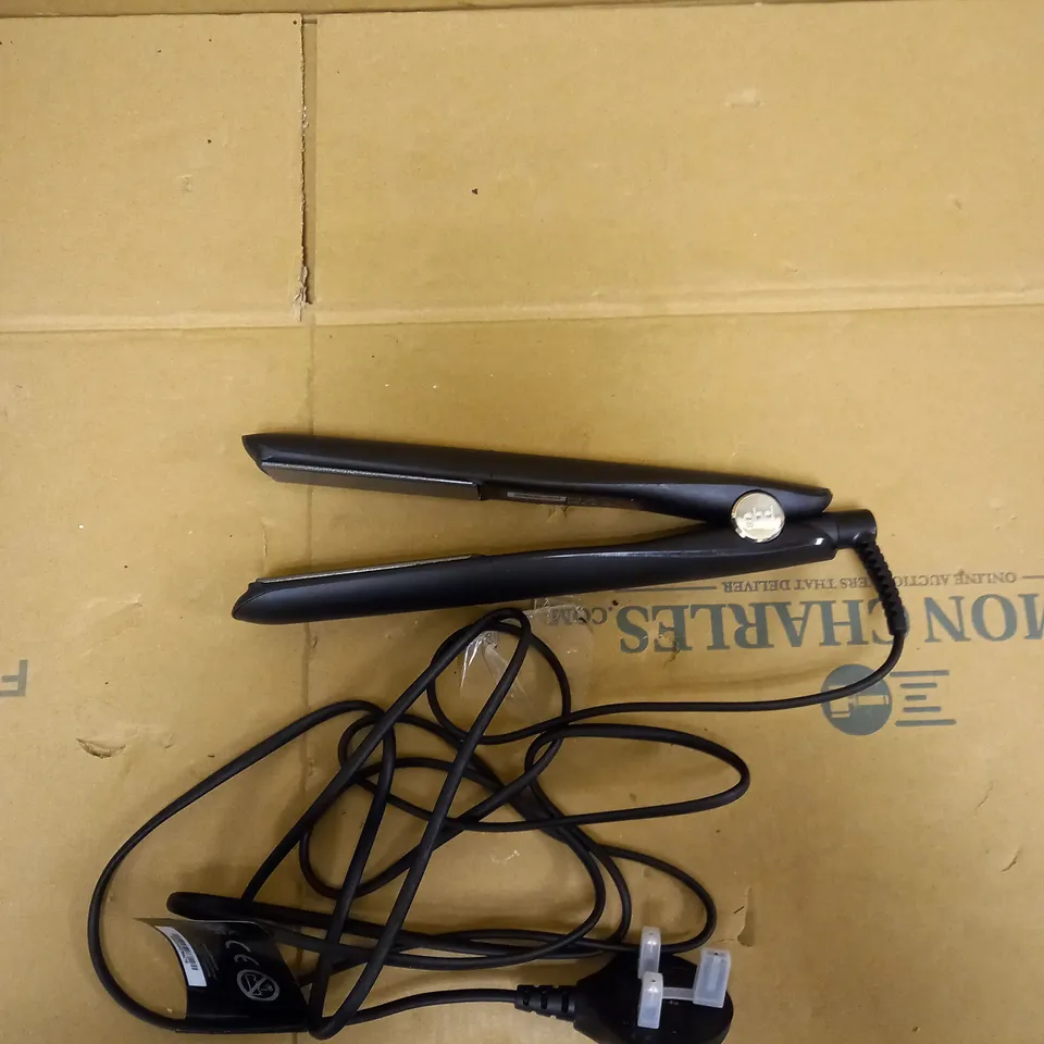 GHD GOLD STYLER PROFESSIONAL HAIR STRAIGHTENERS 