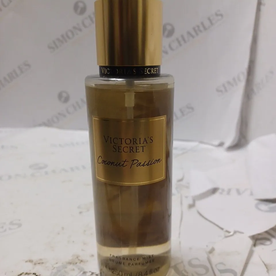 VICTORIA'S SECRET COCONUT PASSION FRAGRANCE MIST 250ML