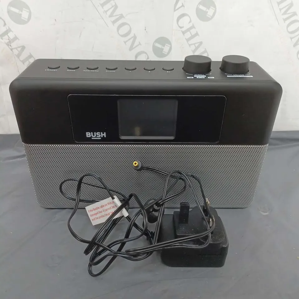 BOXED BUSH DAB+ BLACK RADIO