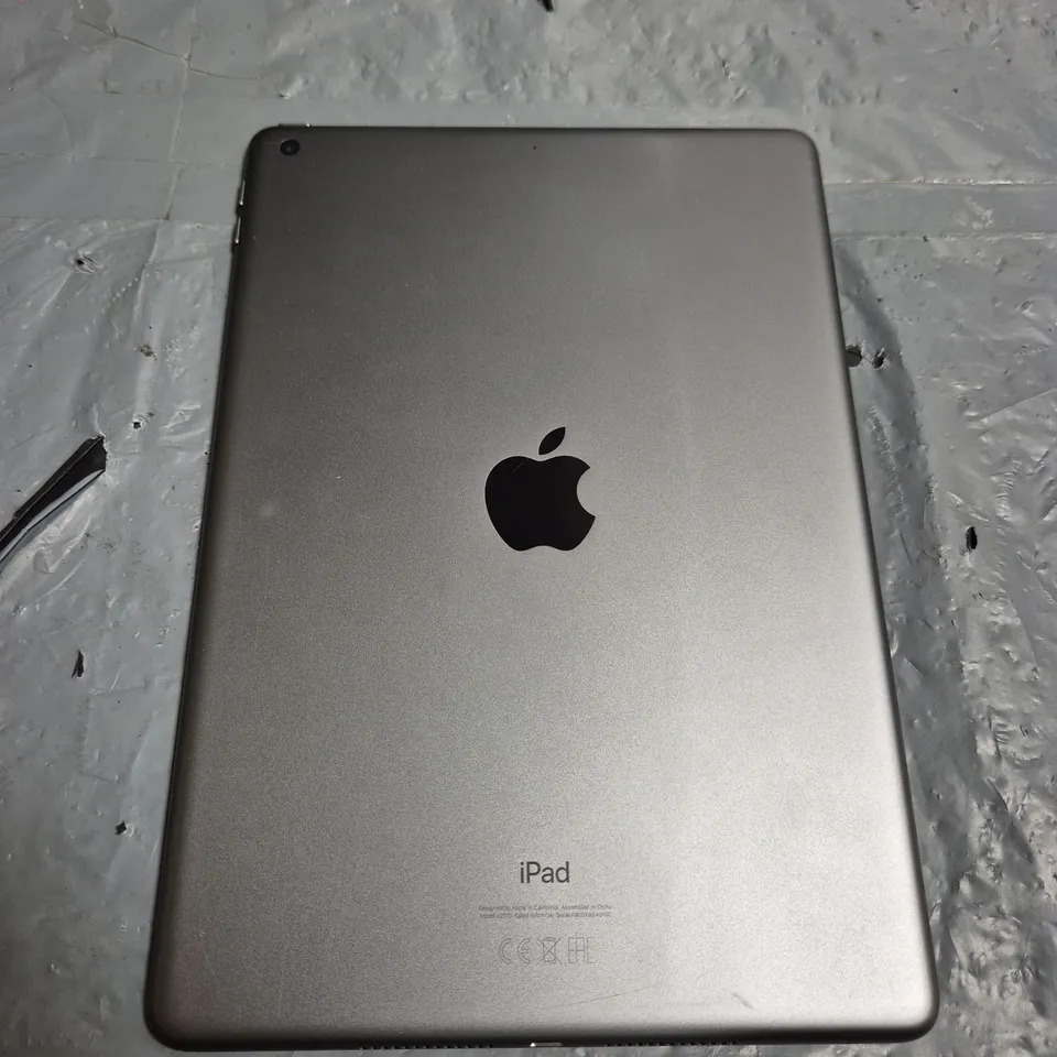 APPLE IPAD 8TH GEN TABLET - A2270