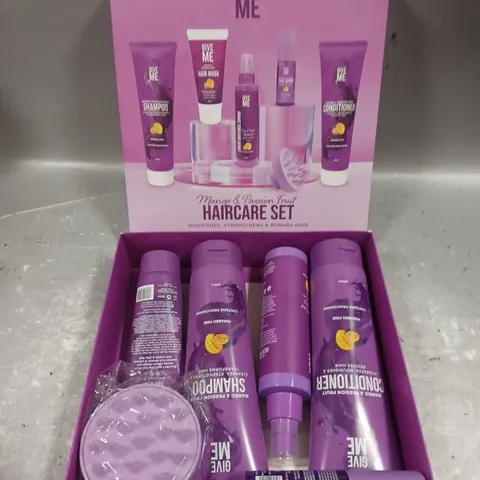 BOXED GIVE ME MANGO & PASSIONFRUIT HAIRCARE SET