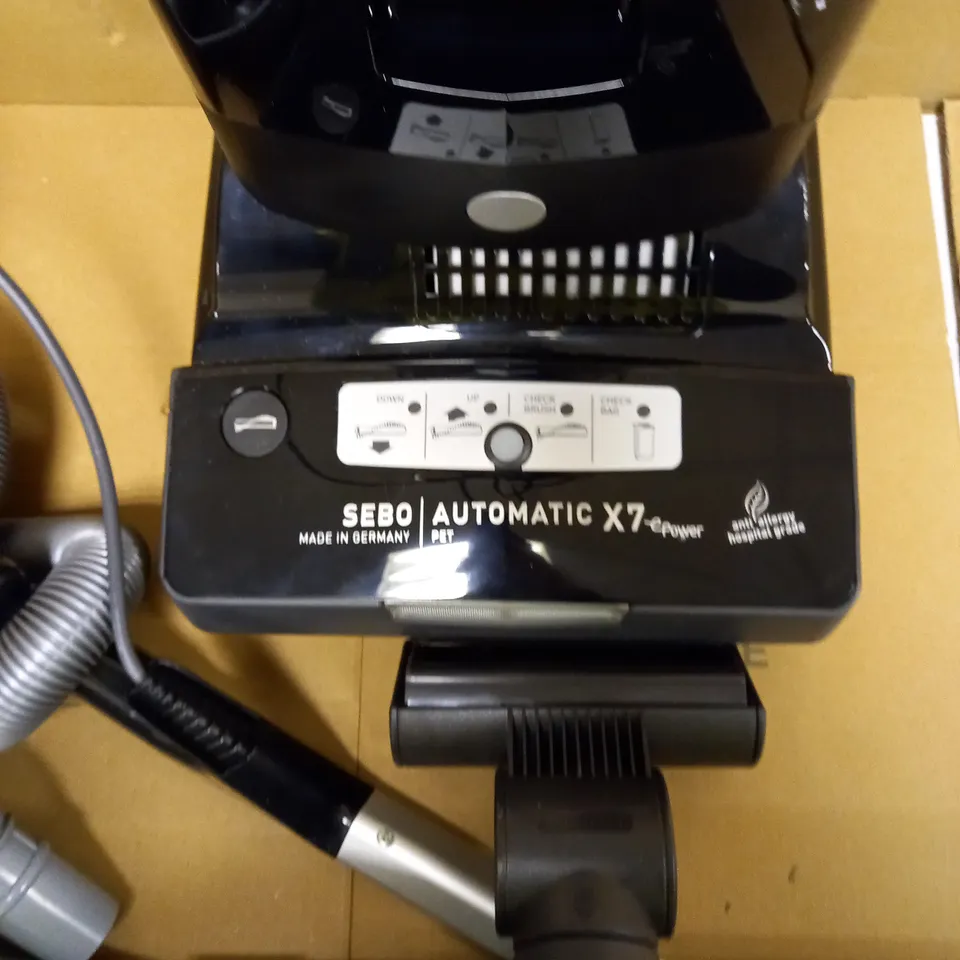 SEBO 91540GB AUTOMATIC PET EPOWER UPRIGHT VACUUM CLEANER