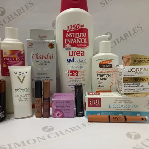 LOT OF APPROX 12 ASSORTED BEAUTY PRODUCTS TO INCLUDE COLORWOW DREAM COAT, GLOW RECIPE HYALURONIC CREAM, L'OREAL DAY RETIGHTENING CREAM, ETC