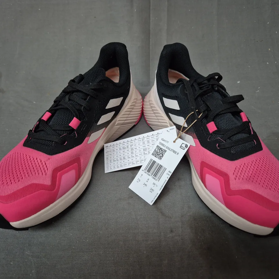 BOXED PAIR OF ADIDAS TERREX SOULSTRIDE R.RDY WOMEN'S SHOES IN BLACK/PINK/WHITE UK SIZE 6