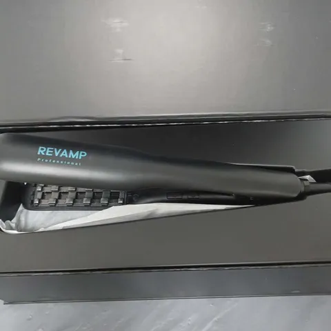REVAMP PROGLOSS VOLUME AND LIFT CERAMIC VOLUMISER WITH 4D LAYER PLATES