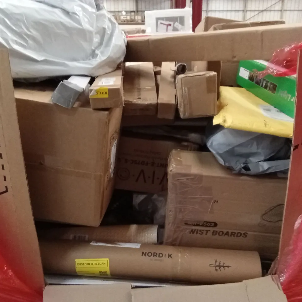 PALLET OF ASSORTED HOUSEHOLD GOODS AND PRODUCTS TO INCLUDE; TWIST BOARD, LIGHT FIXTURES, BOXED FURNITURE ETC