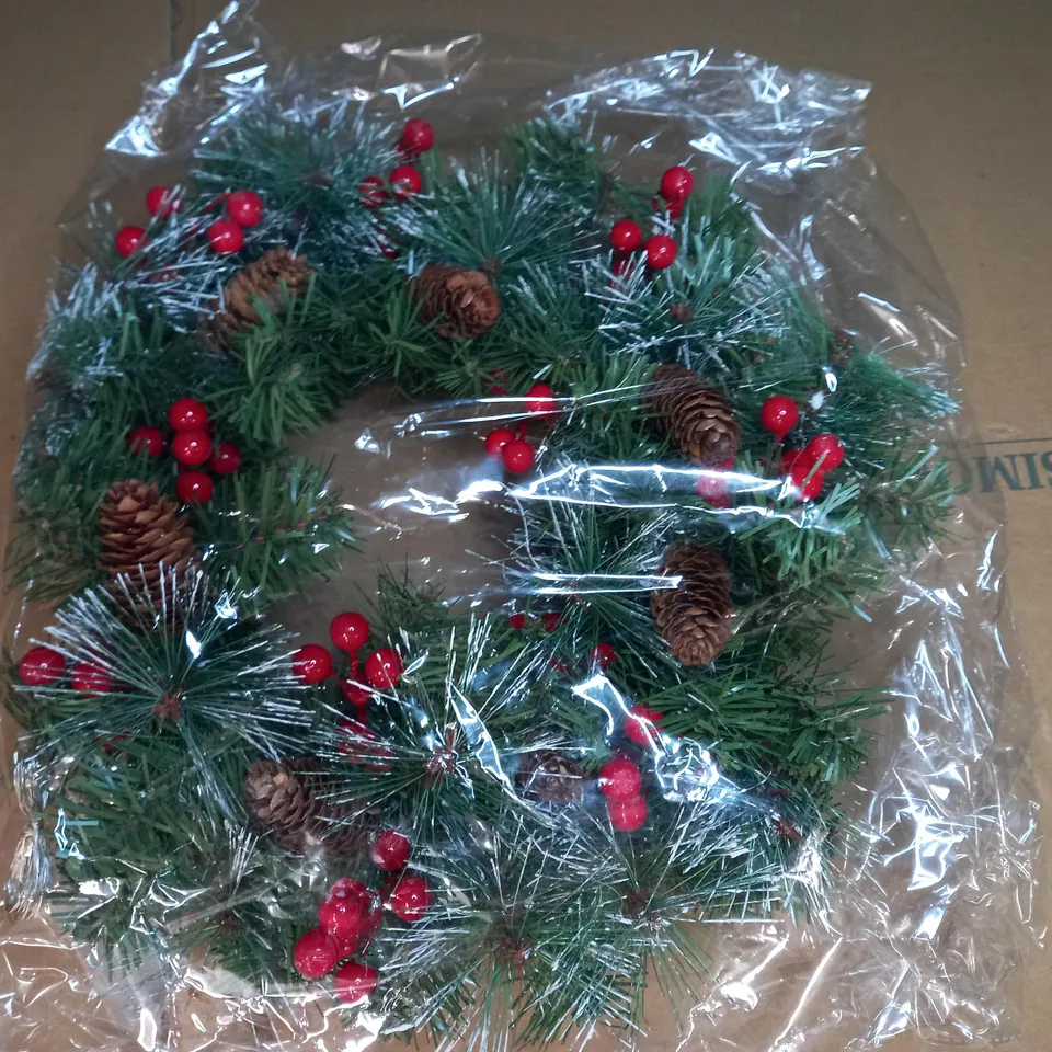 DESIGNER STYLE DECORATIVE FESTIVE WREATH