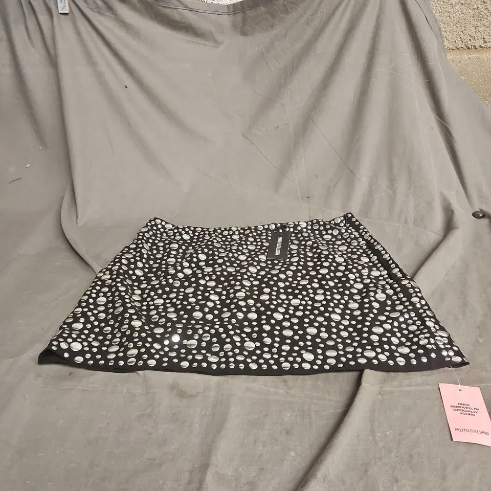 PRETTY LITTLE THING BLACK STUDDED SKIRT SIZE 8 WITH TAGS