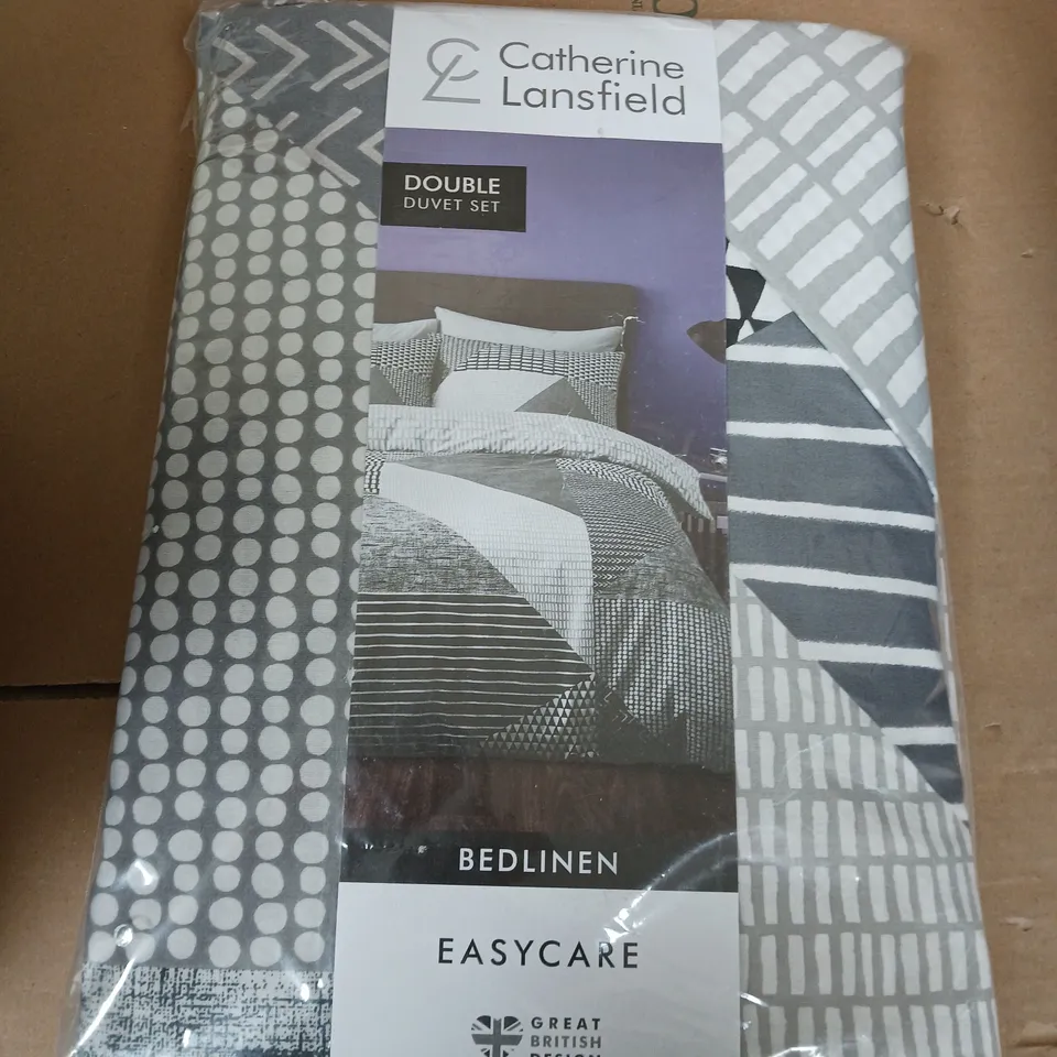 CATHERINE LANSFIELD LARSSON GEO DUVET COVER SET - GREY - DOUBLE