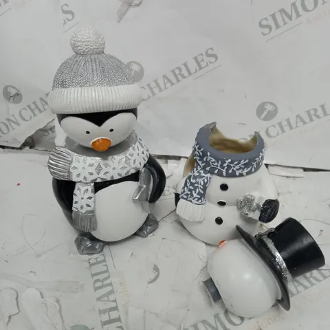 SANTA EXPRESS SET OF 2 CHRISTMAS CHARACTER BOBBLE HEADS