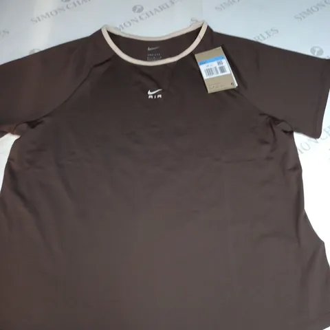 NIKE AIR LOGO T-SHIRT SIZE M 