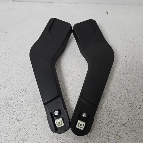 BUGABOO BUTTERFLY CAR SEAT ADAPTER BLACK