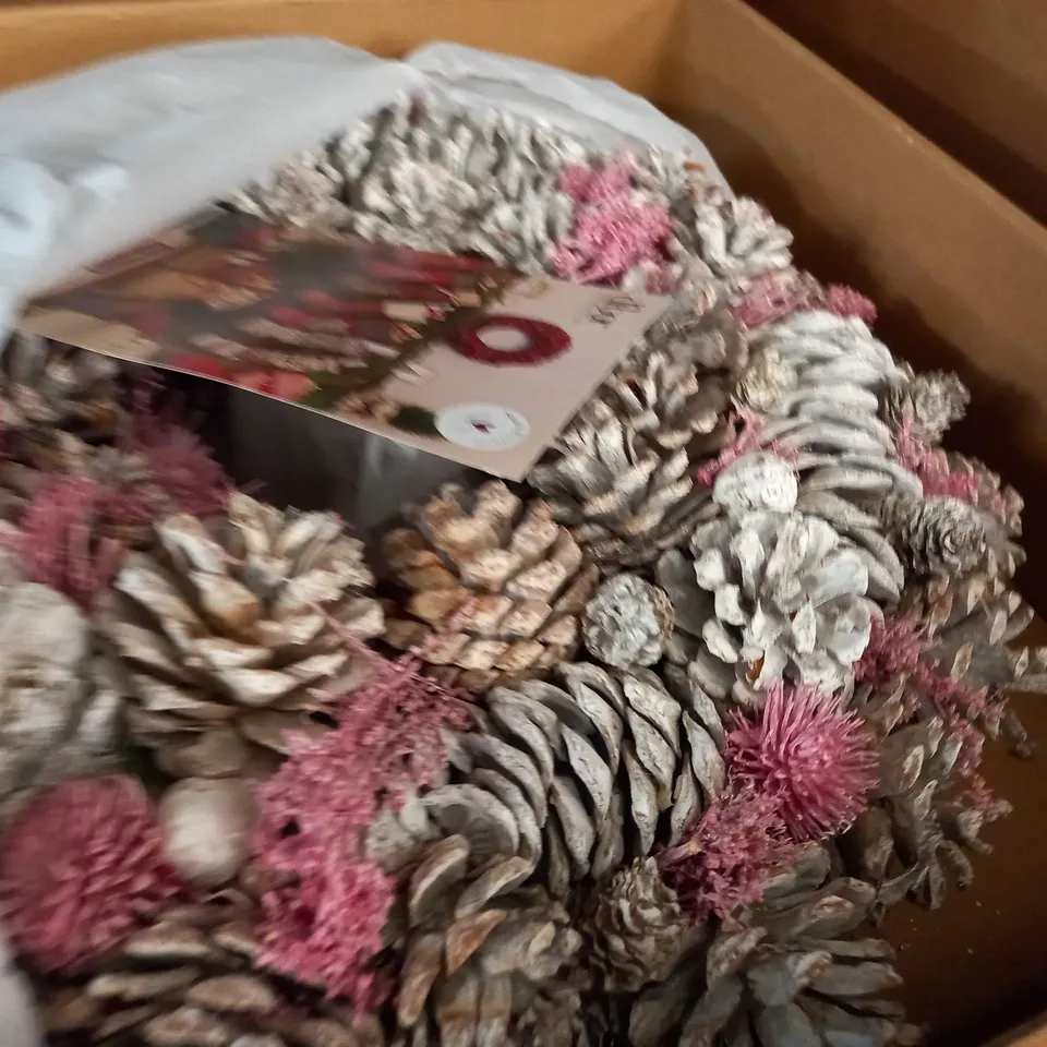 LOT OF 2 DIBOR X-MAS WREATHS