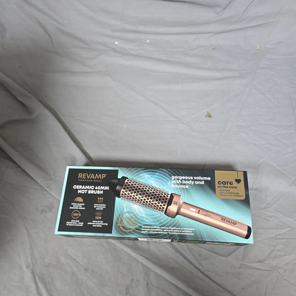 REVAMP CERAMIC 40MM HOT BRUSH – BOXED
