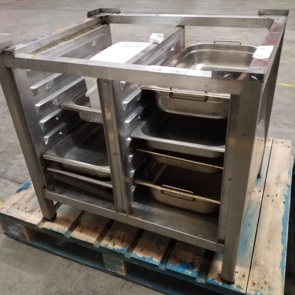RATIONAL SELF COOK CENTRE ELECTRIC 10 GRID COMBI OVEN & STAND WITH TRAY RACK & ASSORTED TRAYS