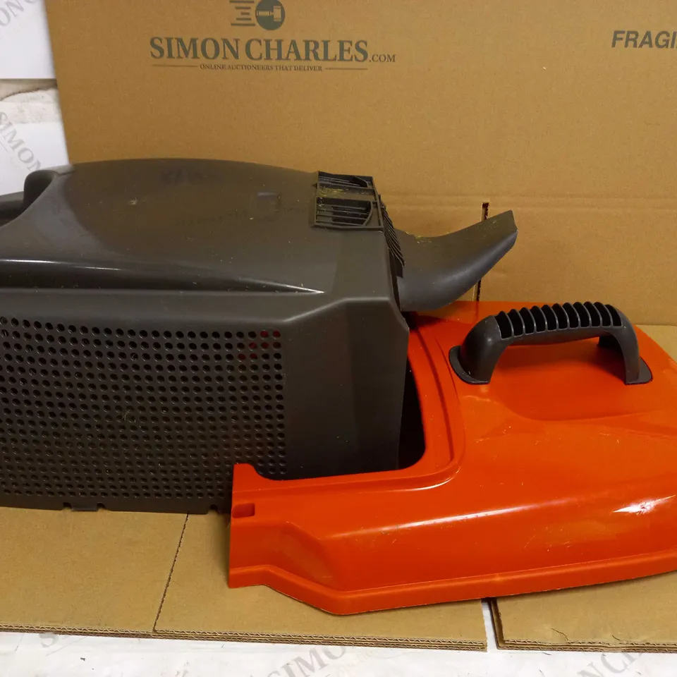 FLYMO CHEVRON ELECTRIC WHEELED LAWN MOWER